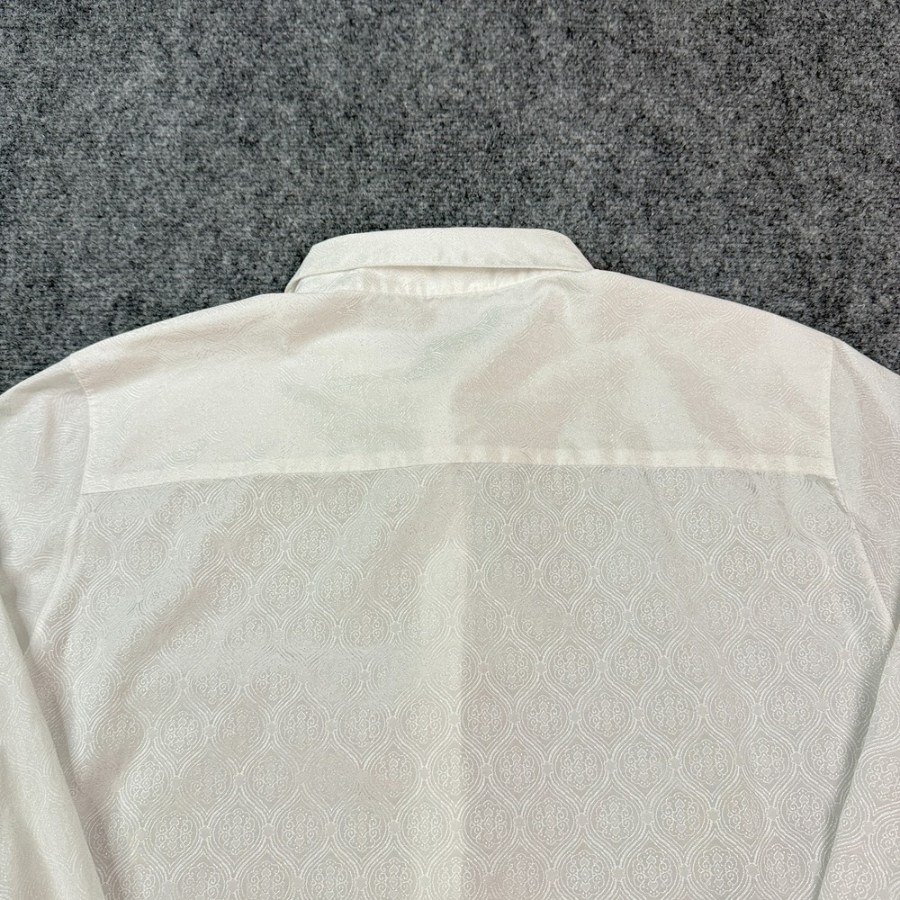 Foxcroft Womens Button Up Shirt Size 16 Shaped Fit White Jaquard Wrinkle Free - Picture 13 of 16